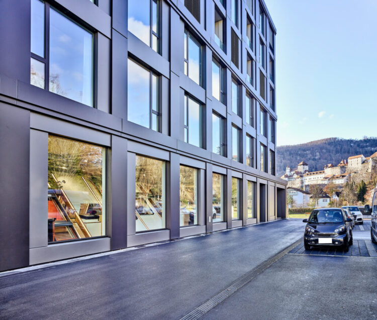 Schweizer Premium Fenster & Fassaden von 4B